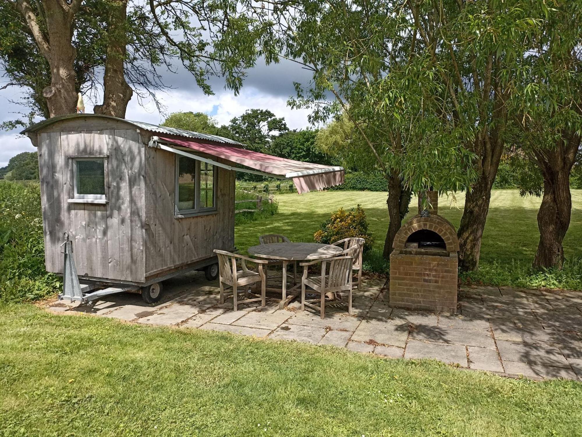 The Oast By Bloom Stays Newenden Esterno foto